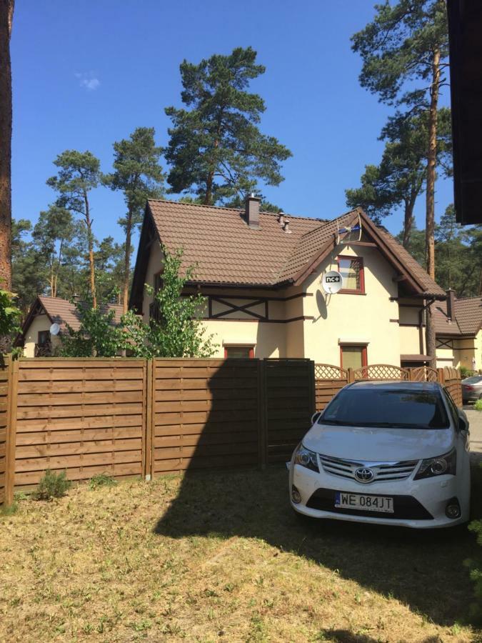 ŁukęcinApartament Sosny I Morzeアパートメント エクステリア 写真